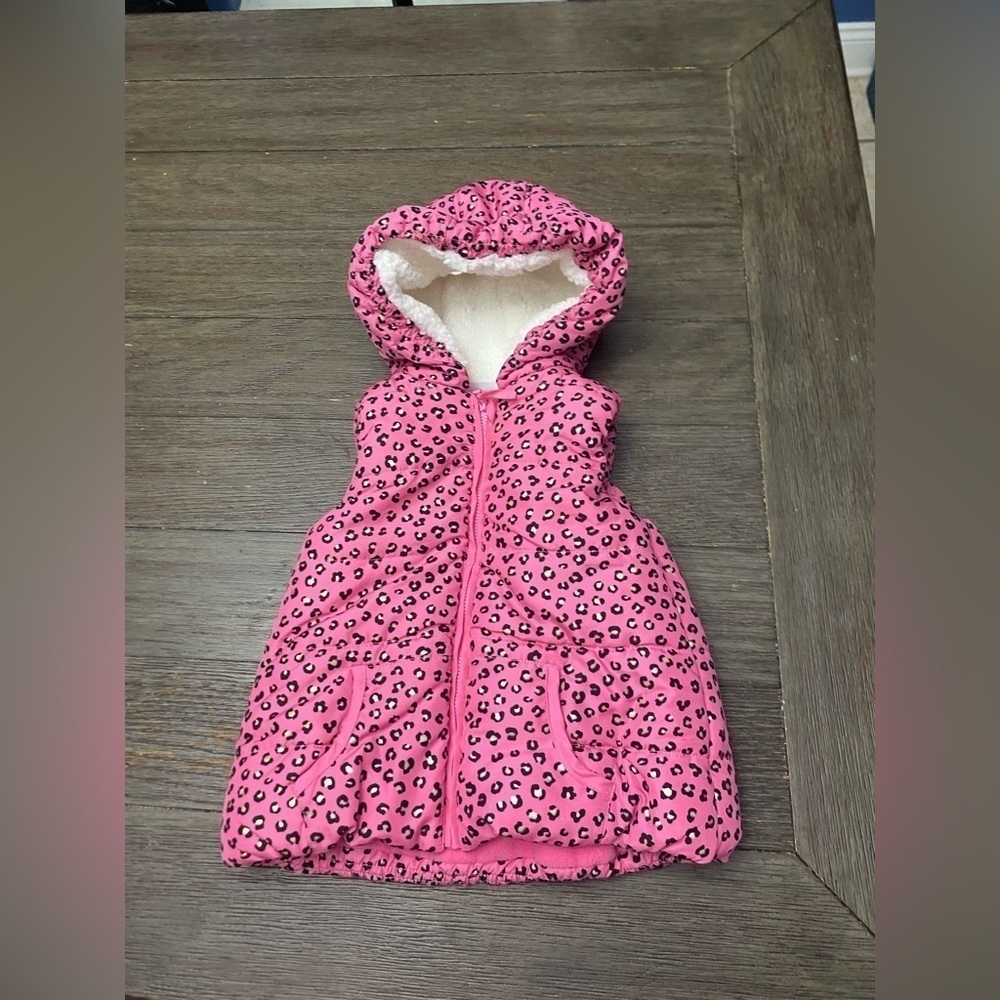 Little Me Gifls Vest Jacket 24M W/ Fuzzy Hoodie Front Pockets Pink Animal Print